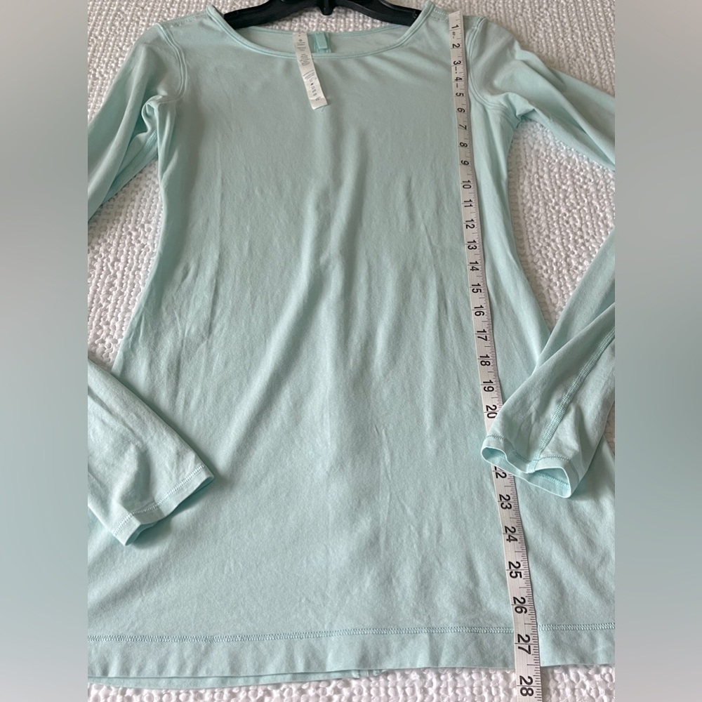 Lululemon Athletica Blue Fitted Long Sleeve Tee - Picture 6 of 8